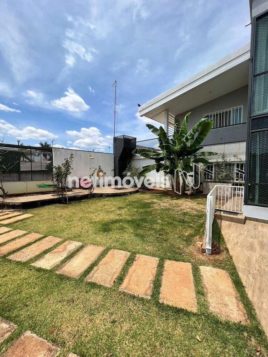 SMT - Um espetáculo de casa Moderna no Setor de Mansões de Taguatinga Casa com 5...