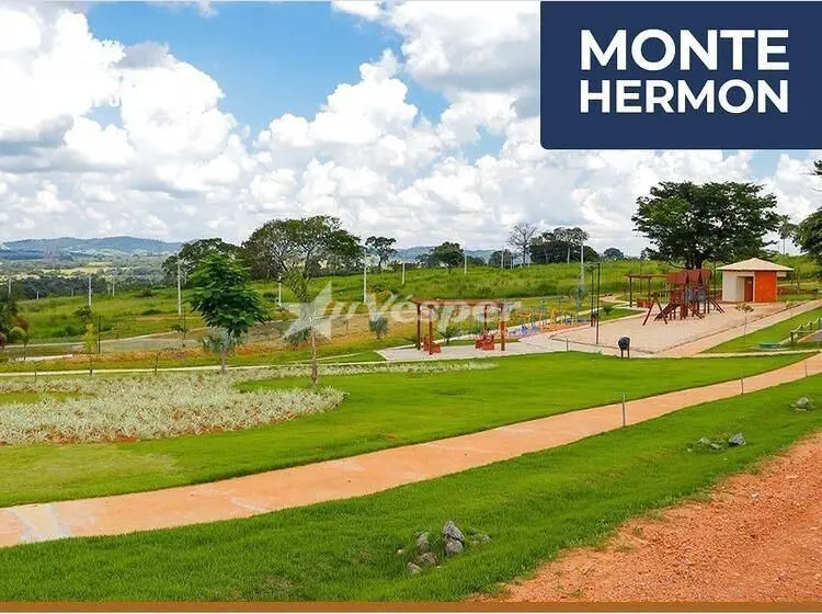 CONDOMINIO HORIZONTAL MONTE HERMONExcelente lote de esquina com área de 1.025,77...