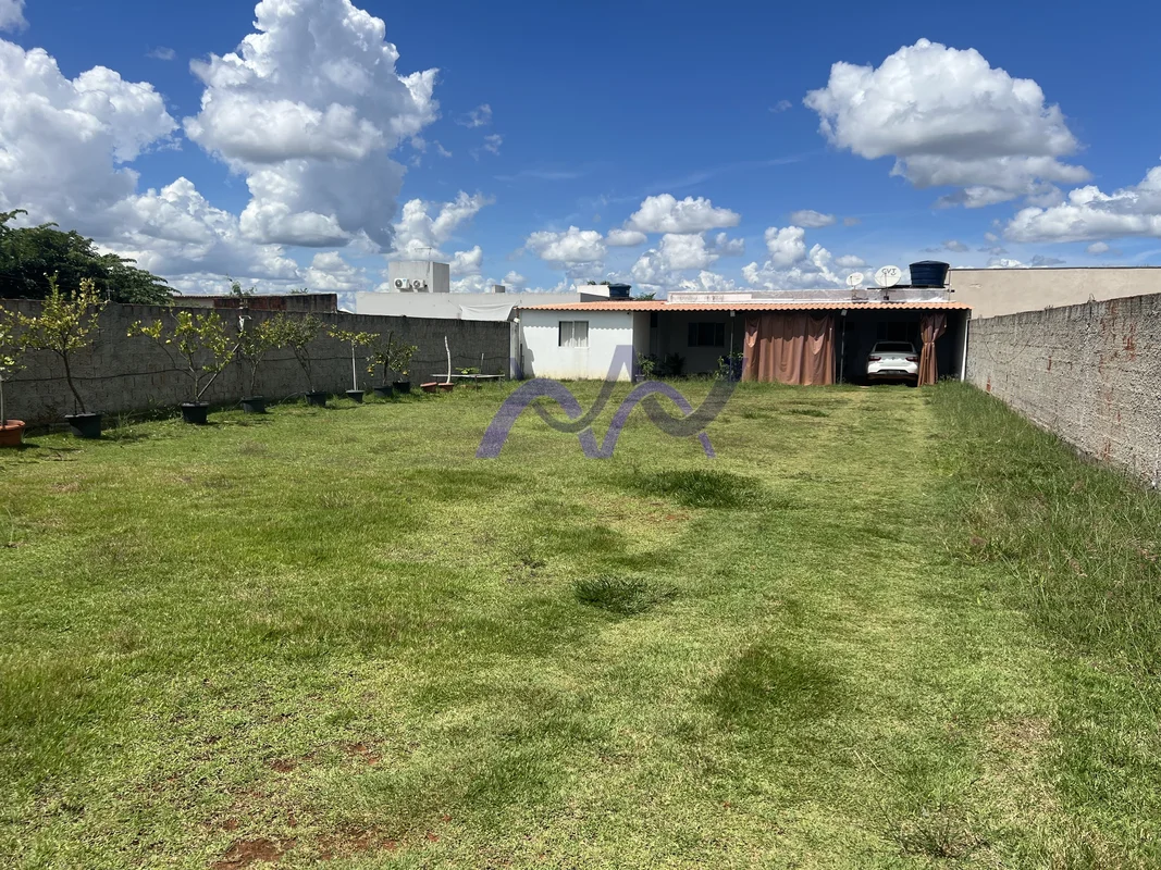 CONDOMÍNIO MINI CHACARASCASA DE 2 QUARTOSSALACOZINHA AMERICANABANHEIROS COM ARMÁ...