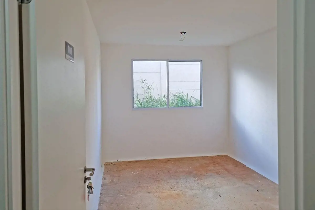 WhatsApp: 62 8559-0050Apartamento novinho com 2 quartos, sala, banheiro social, ...