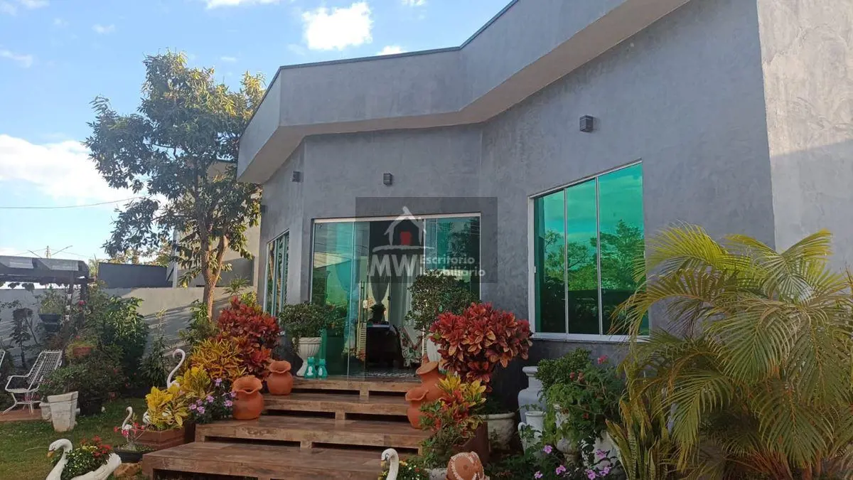 - MW Escritório Imobiliário Vende Casa Térrea no Condomínio Recanto da Serra, Fa...
