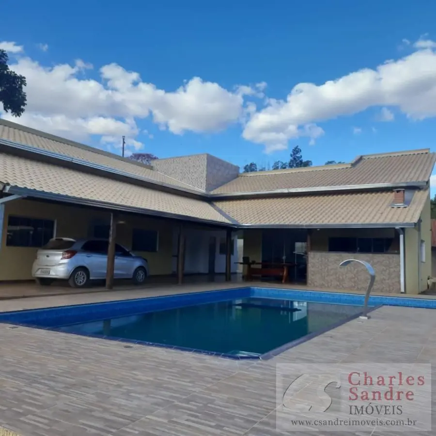 Chácara em Bonfinópolis 42 km de Goiânia 5 km depois de Bonfinópolis de terra Ca...