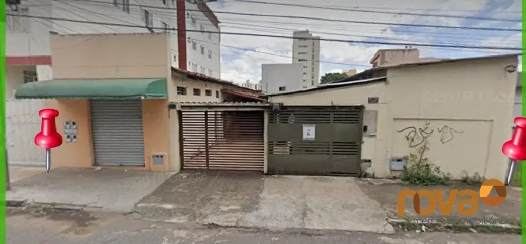 Terreno grande a venda com área de 617,55m², sendo 15,00m de frete, 15,00m de fu...