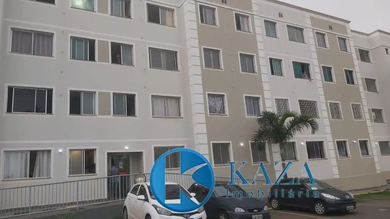 Apartamento térreo com visão privilegiada para área comum do condomínio.Ótima op...