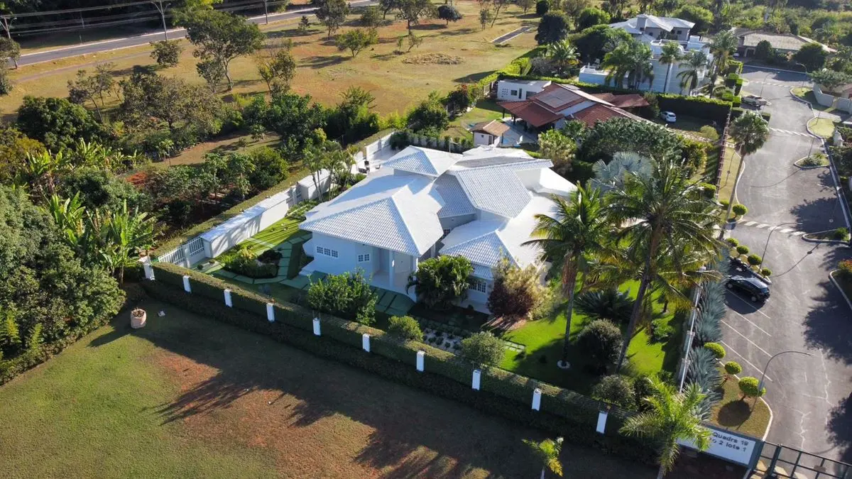 01 - LOCALIZAÇÃO;- AEROPORTO- NÚCLEO BANDEIRANTE - VARGEM BONITA02 - IMÓVEL- 4 Q...