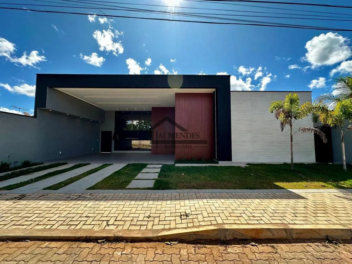 AJ MENDES IMOBILIÁRIA VENDE CASA TÉRREA DE ALTO PADRÃO NO CONDOMÍNIO RK 4 QUARTO...