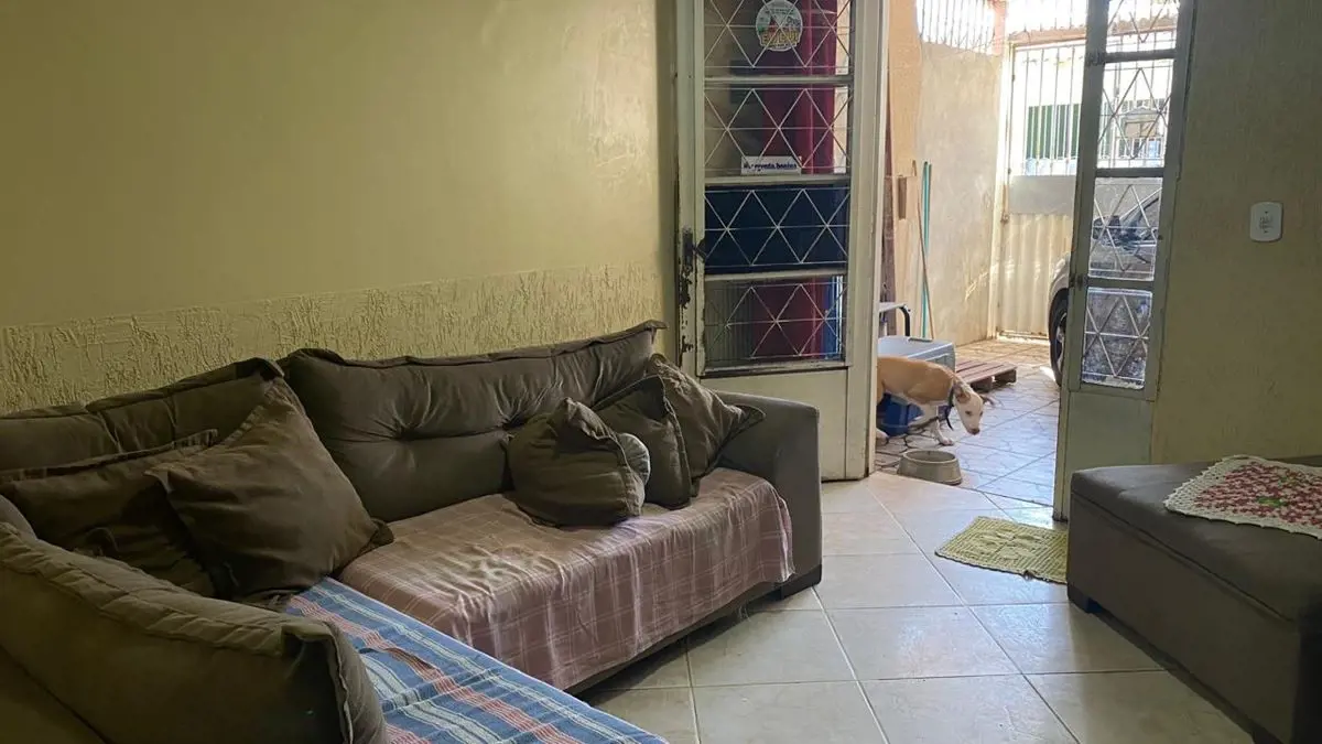 * - VENDO UMA EXCELENTE CASA NA QR 625; SAMAMBAIA NORTE;* - CARACTERÍSTICAS DO I...