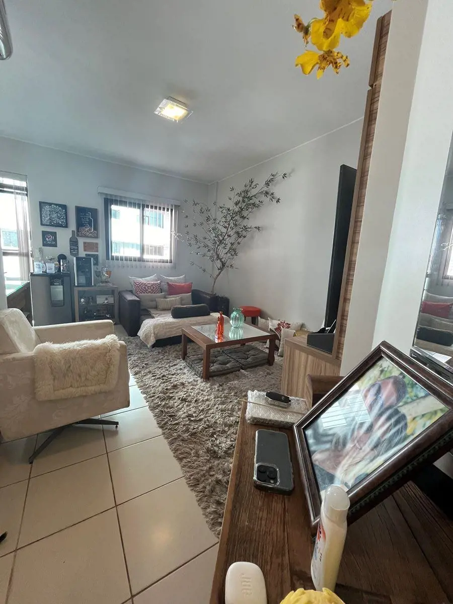 Imóvel duplex de 2 quartos, transformados para 01 quarto + closet, localizado no...