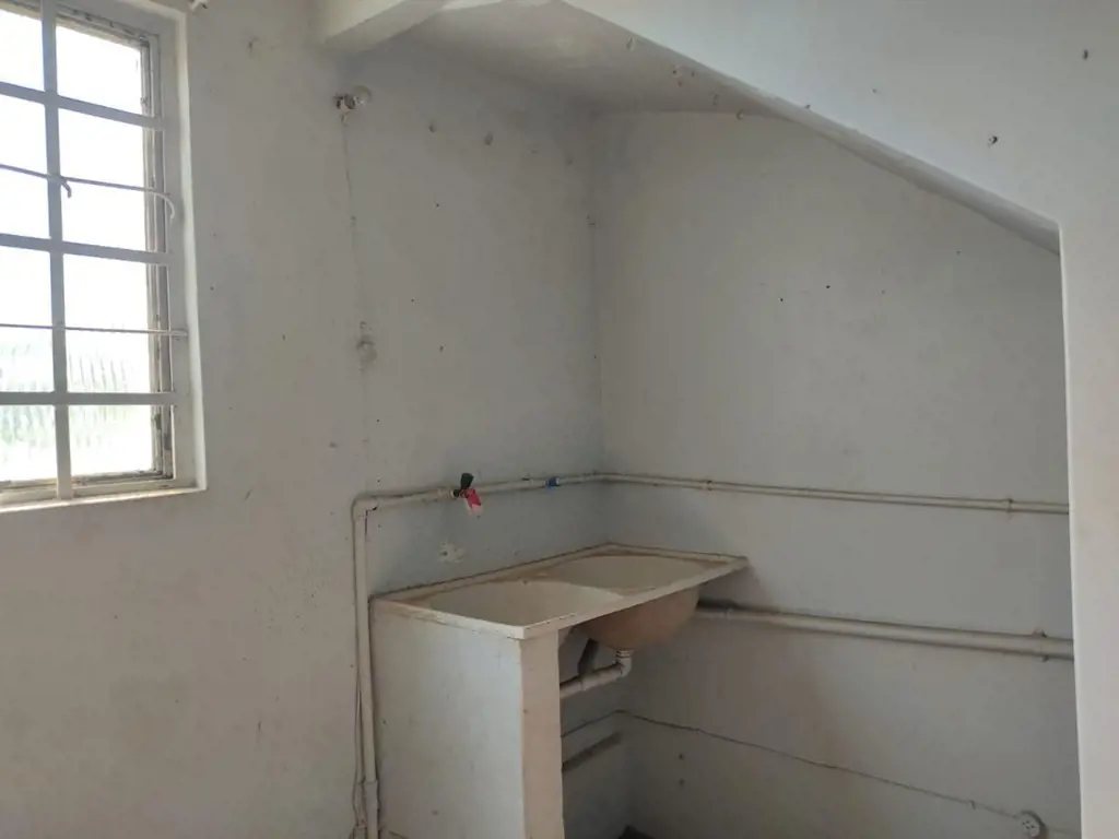 Loja Mista com Loja e 02 apartamentos na EQNM 02/04Aproveite esta oportunidade ú...