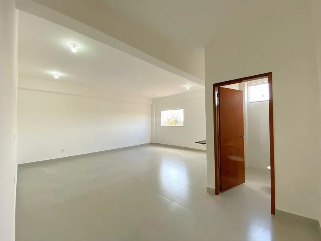 1º e 2º ALUGUEL GRÁTIS! Sala Comercial Vão livre no Centro de São Sebastião por ...