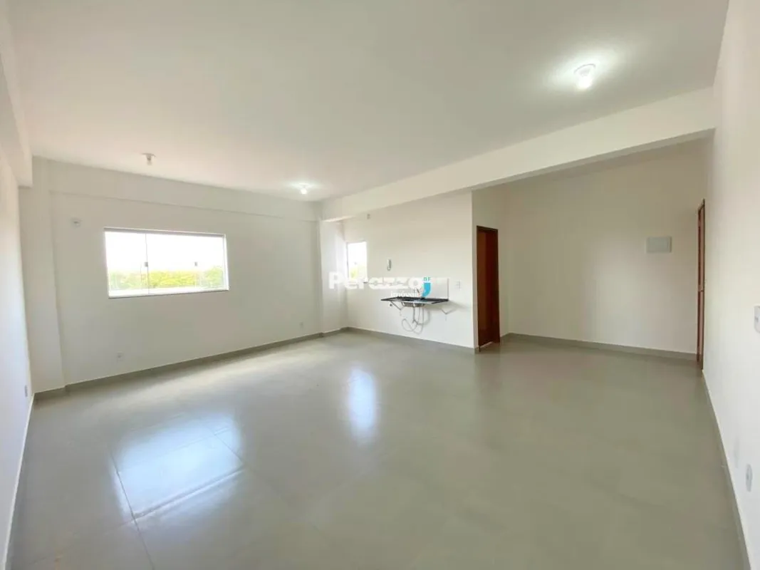 1º e 2º ALUGUEL GRÁTIS! Sala Comercial Vão livre no Centro de São Sebastião por ...