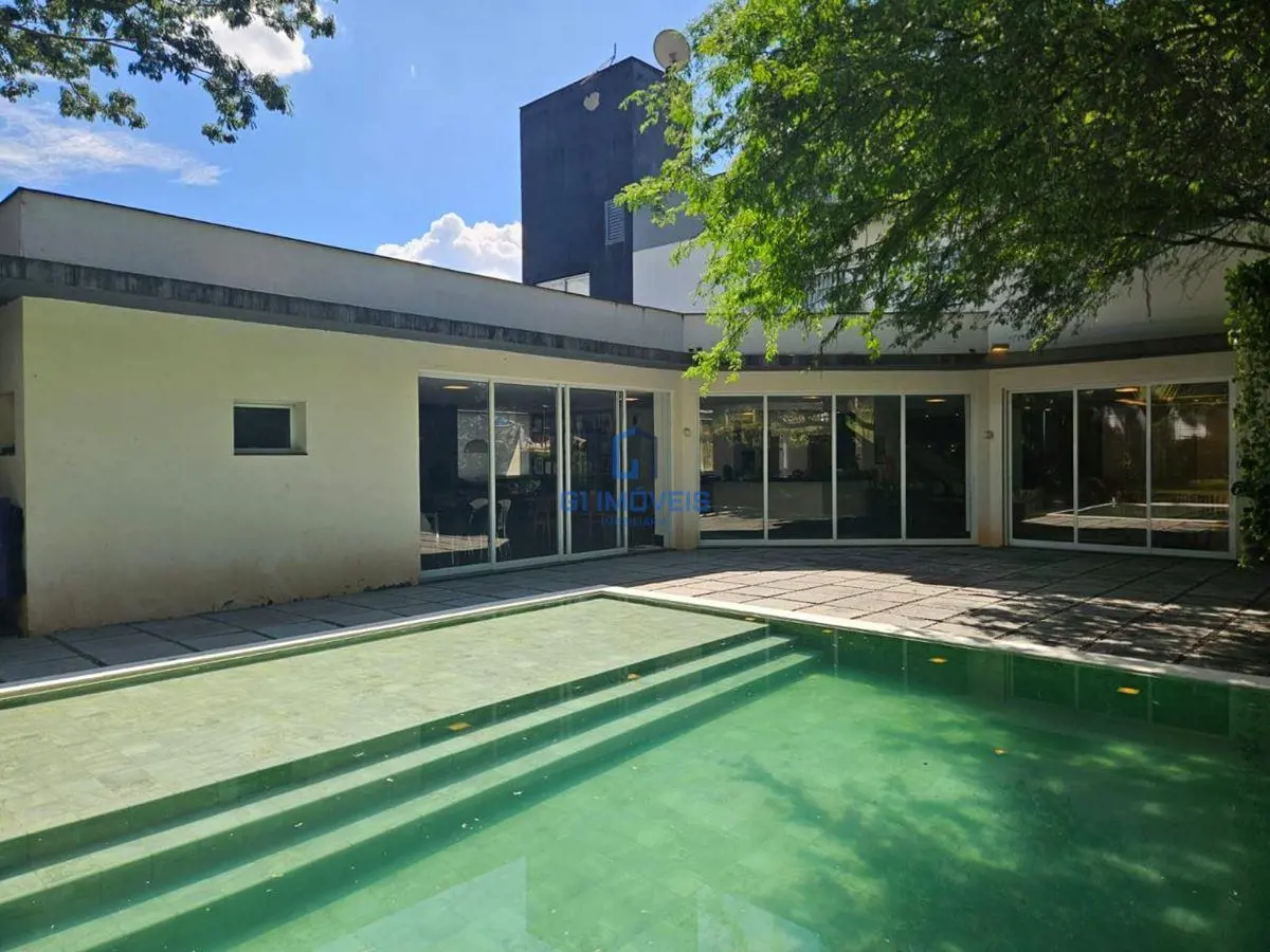 Sobrado (3 pavimentos) - Aldeia do valeÁrea do terreno – 1250,00m²Área construíd...