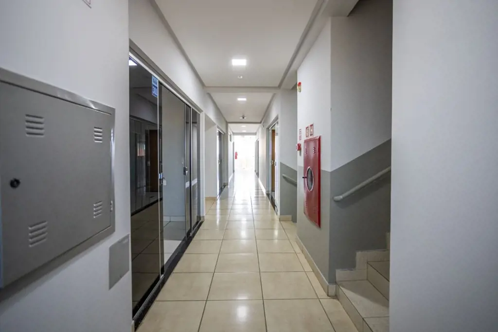 Sala comercial de 42 m², Av. Quarta Radial, Centro Comercial João Alves, Setor P...