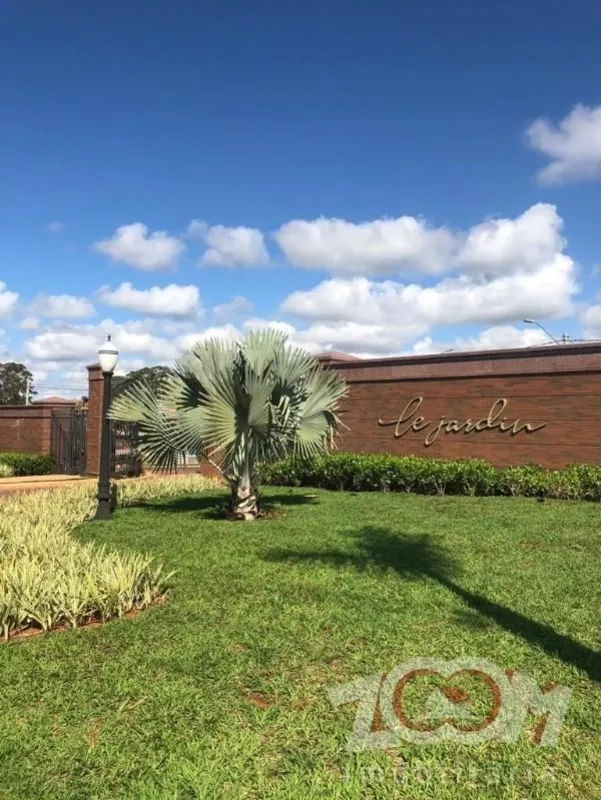 Lote no condomínio Le Jardin 1: Excelente lote no condomínio Le Jardin 1, com me...