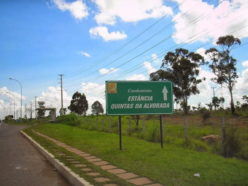 Excelente condomínio - Condomínio Estância Quintas da Alvorada:- Próximo a ponte...