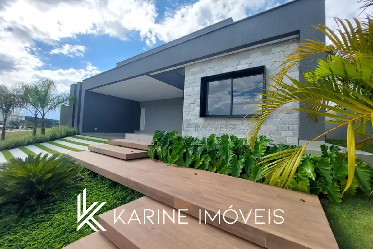 KARINE IMÓVEIS vende linda casa, recém construída em um lote com 580 metros quad...