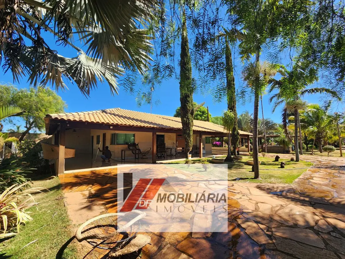 TERRENO PARA VENDA NO INCRA 9 Situado em localização privilegiada, em frente a B...
