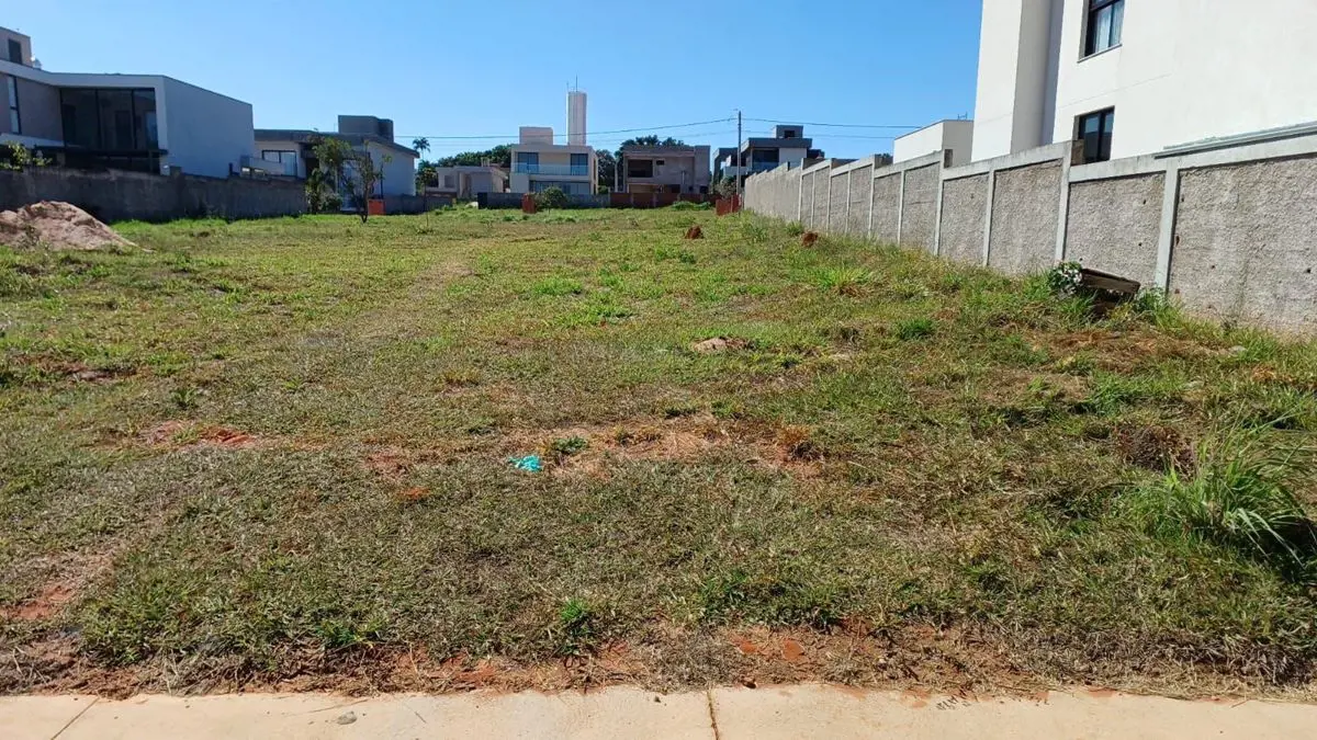 Endereço: DF-140 - Condomínio Le Jardin, região do Jardim Botânico – Brasília/DF...