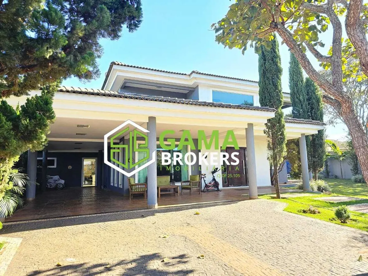 Vendo Excelente Casa Sobrado, 4 quartos no Condomínio Fênix, Ponte Alta, Gama-DF...